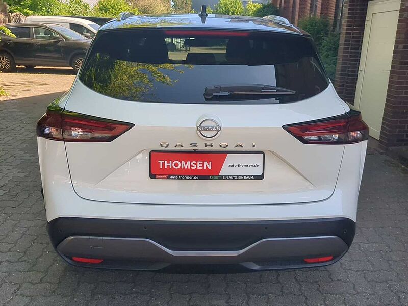 Nissan Qashqai 1.3 DIG-T MHEV N-Connecta ACC AUT Navi