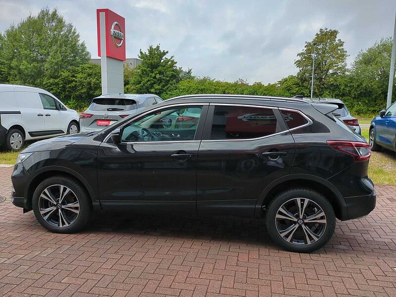 Nissan Qashqai 1.3 DIG-T Zama DCT Navi Pano SpurH PDC