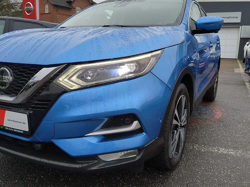 Nissan Qashqai 1.3 DIG-T N-Connecta DSG Navi LED PDC