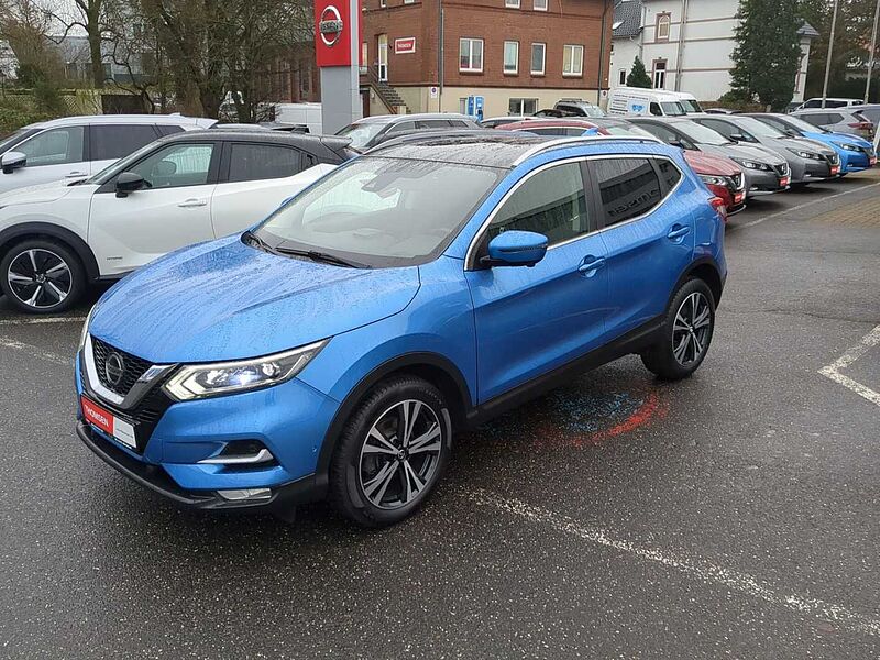 Nissan Qashqai 1.3 DIG-T N-Connecta DSG Navi LED PDC