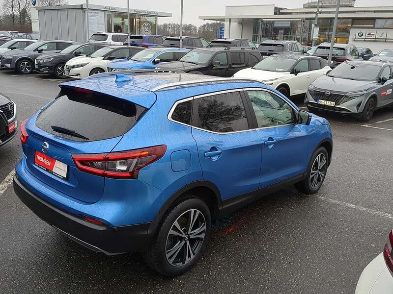 Nissan Qashqai 1.3 DIG-T N-Connecta DSG Navi LED PDC