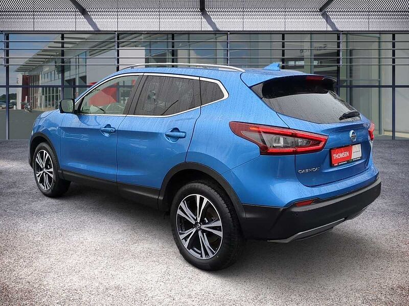 Nissan Qashqai 1.3 DIG-T N-Connecta DSG Navi LED PDC